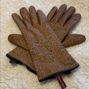 AEtienne Agner gloves